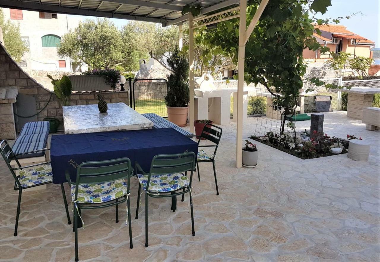 Apartment Maslenica, Near Zadar Exterior photo